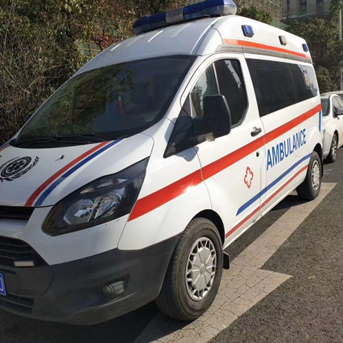 卧龙品质救护车出租,为您的健康出行负责