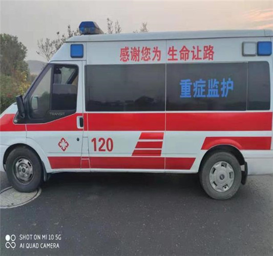 卧龙专业救护车出租,为生命护航